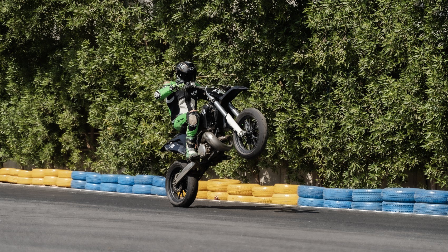 Supermoto